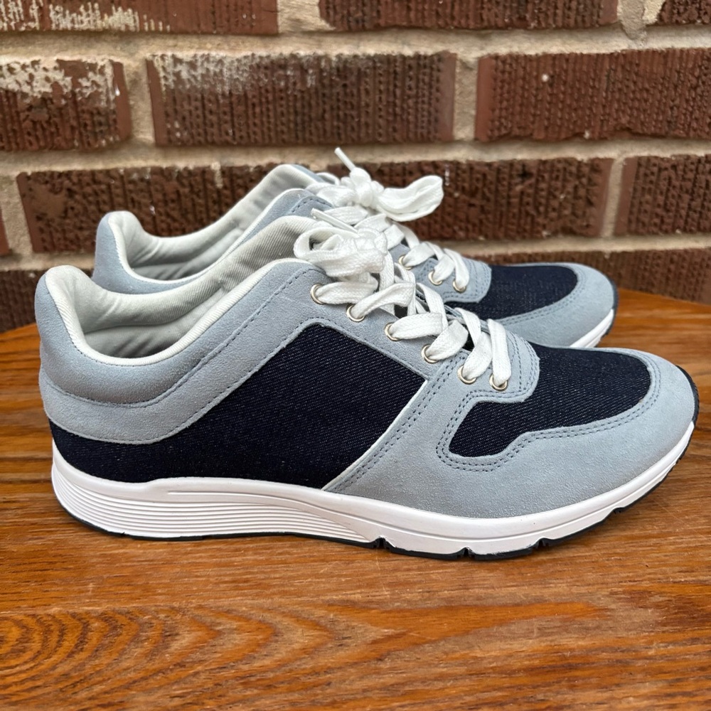 Isaac Mizrahi Live! Blue Suede and textile Contrast Up Sneakers Size 8.5 NWOT